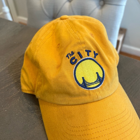 Golden State Warriors Hat Cap Strapback Yellow '47 NBA The City GSW Adjustable - Picture 3 of 7